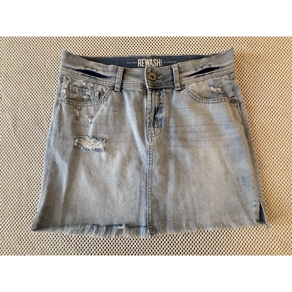 REWASH Denim Mini Skirt Sz 6/7‎ Fray Hem Distressed Thrashed JRS Jean Light Wash